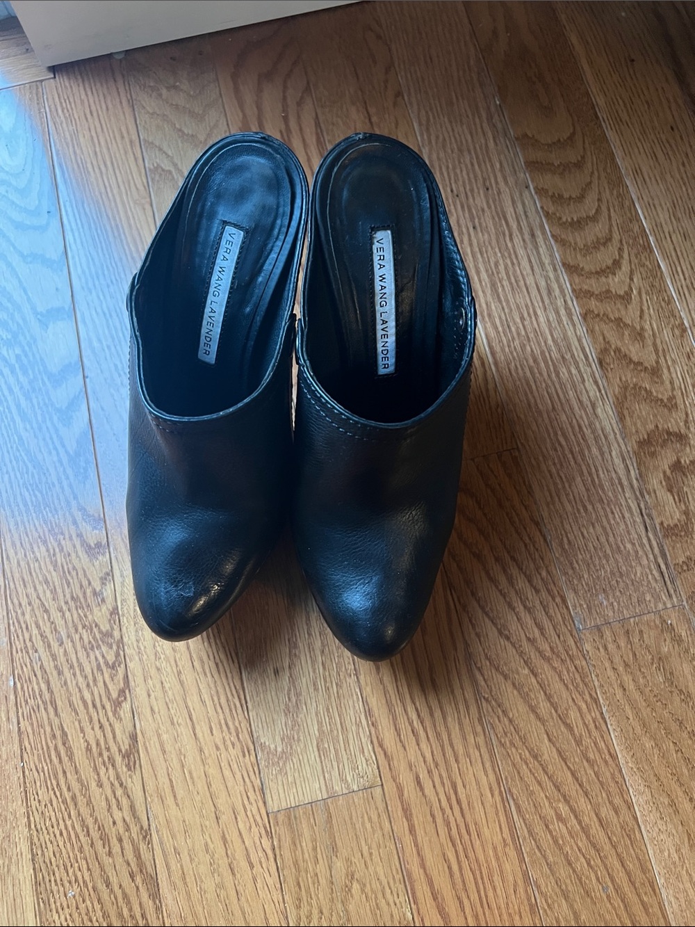 Vera Wang Lavender Label Black Leather Pointed-Toe Mule Heels